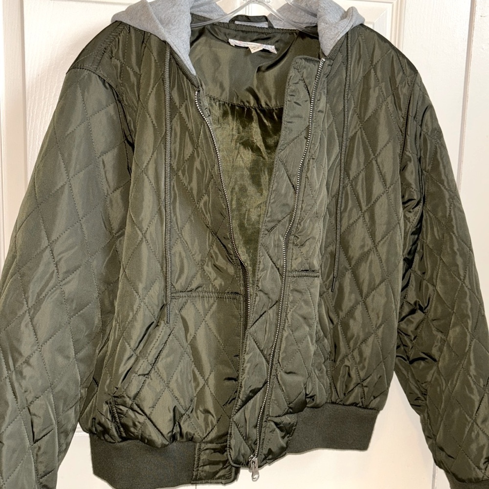Excellent condition army green zip up jacket with gray hood size L